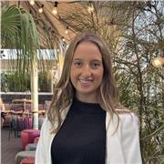 Profesora de clases particulares para niños de diferentes edades (Primaria, Secundaria y Estudiantes de Derecho)
