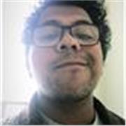 Comunicador por licenciatura, profesor por gusto de enseñar.