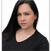 Brindo acompañamiento escolar a niños, apoyándolos con sus tareas y fortaleciendo su aprendizaje con paciencia, dedicación y amor