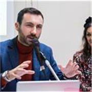 Docente di Disc.Plastiche e Scultoree e Guida Turistica abilitata impartisce lezione per scuola secondaria di I e II grado