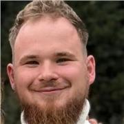 Deutsch-Tutor, der Kinder aller Altersgruppen unterrichtet