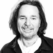 Ho sviluppato negli ultimi anni un programma specifico per le Aziende. Lezioni mirate per alleviare i frequenti problemi alla cervicale ed alla parte alta della schiena in seguito a posture prolungate per molte ore di lavoro al computer …. La pratica Yin