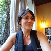 Nativa española, con alto nivel de francés, ofrece clases particulares para niños o adultos.