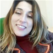 Funzionario pubblico esperto in materie giuridiche impartisce lezioni on line in diritto amministrativo