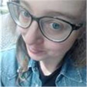 Insegnante di inglese certificata offre lezioni per vari livelli e esigenze