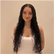 Alumna de Psicología especializada en el itinerario de Neuropsicología. Actualmente realizo mis prácticas en una clínica de intervención neuropsicológica y me defino como una persona con mucho afán y motivación intrínseca en lo que hago