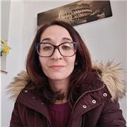 Laureanda in lettere e filosofia