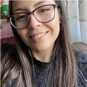 Profesora ofrece clases de inglés y español para todas las edades