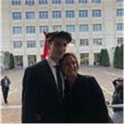 mi chiamo Alessandro e offro lezioni di matematica, chimica, in generale materie scientifiche, a ragazzi di tutte le età!