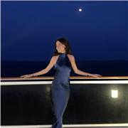 Soy una persona muy creativa y con ganas de ayudar a quien lo necesite, ayudo especialmente a niños en primaria :).