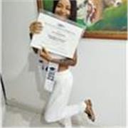 Profesora de apoyo escolar en el área de idiomas