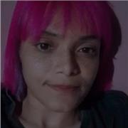 Sou estudante Universitária de Letras