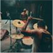 Clases de música (solfeo, lectura musical, ear training melódico, ear training rítmico, batería)