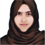 Tutor providing classes for students in science