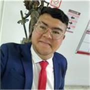 Licenciado en Derecho especializado en el ramo penal, criminologia, medicina forense, procesal penal, teoria del delito, sistema de juicio oral