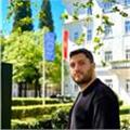 Gitar çalmaya başlamak mı istiyorsun? O zaman doğru yerdesin.Giriş ve orta seviye eğlenceli ve pratik derslerime hoşgeldin.