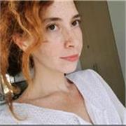Studentessa di lettere offre lezioni sia in lingua italiana, sia in lingua inglese