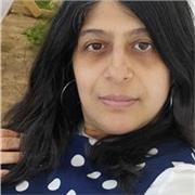 I'm a confident and flexible tutor who adapts to my students' needs.