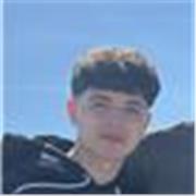 Profesor de español que imparte clases a todas las personas sin importar su edad