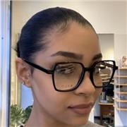 En tant qu'anglophone de langue maternelle et femme, je suis passionnée par l'anglais et j'aimerais partager mes compétences avec des élèves en primaire qui souhaitent améliorer leur niveau d'anglais. Mon objectif est de les aider à comprendre les bases d