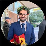 Sono un ragazzo laureato e offro ripetizioni in materie umanistiche. Sono disponibile anche per aiuto compiti
