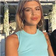 Profesora de matemáticas imparte clases particulares a niños de todas las edades