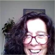 Profesora de marketing para diferentes niveles. Muy especializada en cursos para empresas y para desempleados.