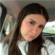 Studentessa di lettere diplomata al liceo classico