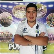 Se realizan clases de entrenamiento deportivo y educación física