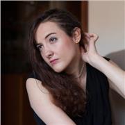 Prof culturel artistique (danse, théâtre, chant) et prof de français, anglais et math pour des élèves de 7 ans à 13 ans.