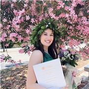 Laureata in lettere moderne 110/110 e lode. Ripetizioni di latino, storia, geografia, grammatica e letteratura italiana