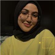 Laureata in Civiltà e lingue straniere moderne è disponibile ad aiutarti a migliorare il tuo inglese e francese