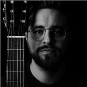 Classes particular de guitarra, baix i ukelele adaptades al teu nivell i al teu horari!