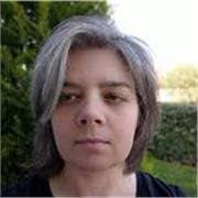 Laureata in Matematica offre lezioni di Analisi, Probabilità, Statistica, Geometria e Algebra Lineare, Fisica Generale e altre materie
