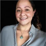 Adaptable, dinámica, responsable, organizada, análica, puntual y creativa
