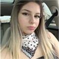 Çocuklara İngilizce öğretirken öncelikle onların yaşına, seviyesine ve öğrenme hızına uygun, eğlenceli ve anlaşılır bir ders ortam
