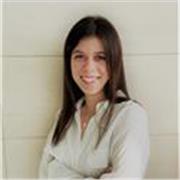 Diseñadora con vocación en enseñar y ayudar :)