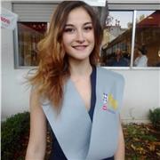 Profesora de materias escolares titulada con experiencia de 1 a 16 años