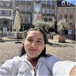 Azra Turgut