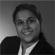 Mathe Tutor, der alle Kinder unterrichtet und mit Spaß zum Erfolg führen möchte 