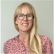 Qualified Chemistry Teacher