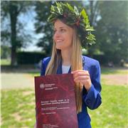 Laureata magistrale in Ingegneria Matematica offre lezioni in ambito scientifico