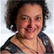 Profesora titulada en Psicología, MRs en Gerontologia Aplicada y Terapias Integrativas con más de 11 años como profesional.