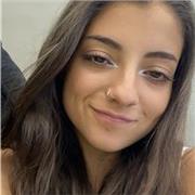 Profesora de refuerzo de ESO y primaria (todas las asignaturas) con 2 años de experiencia impartiendo clases de inglés