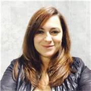 Profesora titulada en catalán con más de 15 años de experiencia 