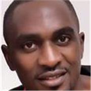 Rencontrez votre prochain enseignant : dévoué, engageant et passionné par l'idée d'aider chaque élève à trouver sa voix.