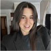 Studentessa di psicologia con laurea triennale, impartisce lezioni private in ambito filosofico, psicologico e pedagogico