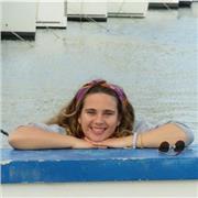 Profesora de apoyo escolar que ofrece realizar clases de repasode manera presencial a poder ser en el domicilio del alumno