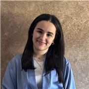 Étudiante en master 1 affaire et échanges internationaux propose des cours de la 6eme et la terminal en économie.