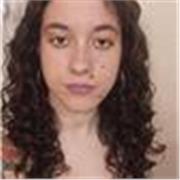 Alumna que ha realizado bachillerato de ciencias sociales con una media final de 9.09. Gran interès en història del arte.